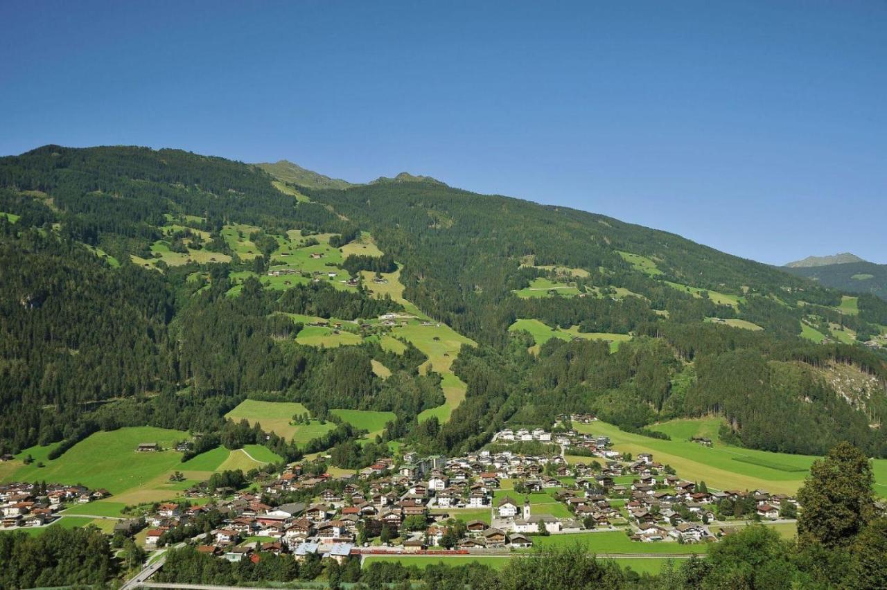Apart M Aschau Im Zillertal Exterior foto